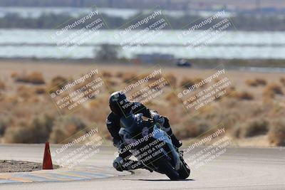 media/Dec-18-2022-SoCal Trackdays (Sun) [[8099a50955]]/Turn 7 Backside (1125am)/